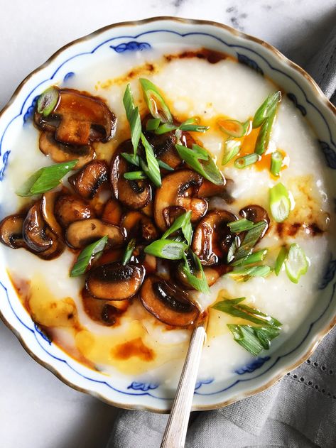 Congee Instant Pot, Spinach And Cheese Tortellini, Mushroom Congee, Kale Tortellini, Vegetable Rice Soup, Butternut Squash And Kale, Cheese Tortellini Soup, Cook Rice, Tortellini Salad