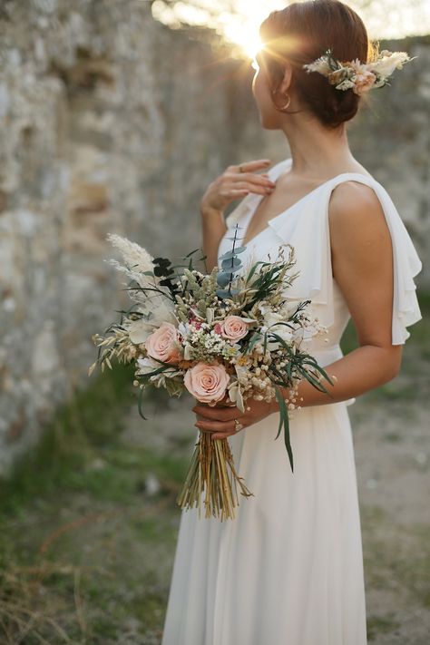 Boho Bride Bouquet Flowers, Romantic Bridal Bouquet Real Flowers, Simple Affordable Bridal Bouquet, Boho Wedding Bouquet Wildflowers Bridesmaid Dresses, Fake Bridal Flowers, Boho Bouquet No Roses, Simple Loose Bridesmaid Bouquet, Rustic Real Flower Bouquet, Champagne Pink Boquet Boho