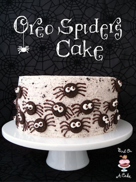 Witch Cakes, Oreo Spiders, Halloween Cakes Easy, Halloween Torte, Pasteles Halloween, Spider Cake, Bolo Halloween, Halloween Baking, Halloween Goodies