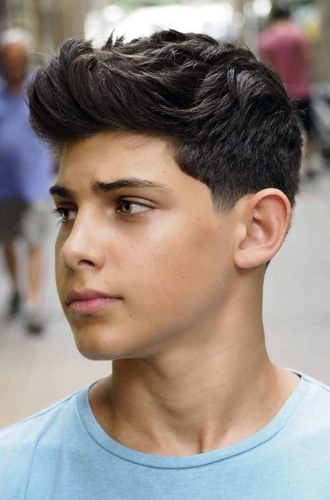 20 Ideas for School Haircuts for Men in 2024 - GentsOsprey Boys Hair Cuts 2024, Teen Boy Haircuts 2024, Teenage Boys Haircuts 2024, Hair Cuts For Teen Boys, Teen Boy Curly Haircut, Joshua Hair, Short Hair Cuts For Teens, Young Mens Hairstyles, Boys Curly Haircuts