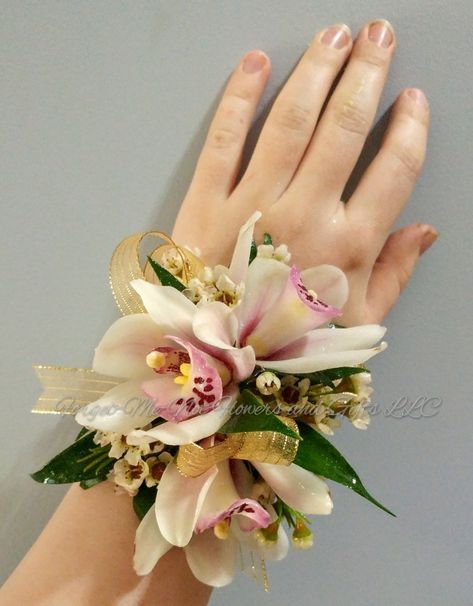 Pink And Gold Corsage, Orchid Corsage And Boutonniere, Gold Corsage Prom, Orchid Corsage, Gold Corsage, Prom Flowers Corsage, Dance Flowers, Orchid Corsages, Homecoming Flowers