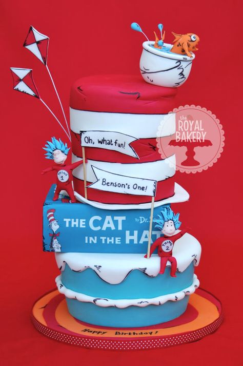 My Fave Cat in the Hat 3D Stacked Cake Ever - by Lesley Wright (Royal Bakery) on CakesDecor - http://cakesdecor.com/cakes/110402-the-cat-in-the-hat Dr Suess Cakes, Hat Birthday Cake, Cat In The Hat Cake, Cat In The Hat Birthday, Dr Seuss Cake, Dr Seuss Birthday Party, Hat Cake, Character Cakes, Cat In The Hat