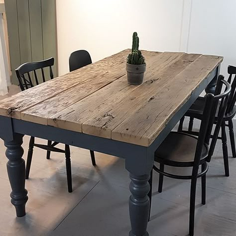 Dining Room Table Makeover, Painted Kitchen Tables, Dining Table Makeover, Kitchen Table Makeover, Farmhouse Dining Room Table, Diy Dining Room, Diy Dining, Furniture Rehab, Diy Furniture Renovation