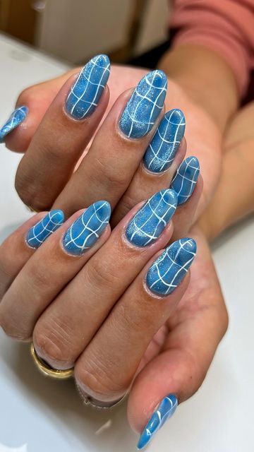 QUEENIE | elevated nail art on Instagram: "Since it’s literally in the 90 degrees in LA lately, I thought these pool-inspired nails are appropriate for the season. 💦 Anyone going to the pool this weekend? 🏊‍♂️ ______________ Model: @courtney.v_ 💙 Inspo: @thisn_____nail 3D sculpts: @orly Color: @opi_professionals @opi Music: @sickickmusic #nails #nailart #nailpolish #nailstagram #naildesign #nailedit #nailaddict #nailpolishaddict #nailfashion #nailstyle #nailgasm #nailitdaily #nailsonflee Water Inspired Nail Art, Pool Nails Designs, Swimming Nails, Swimming Pool Nails, Swimming Pool Nail Art, Pool Nail Art, Pool Water Nail Art, Pool Water Nails, Music Nail Art