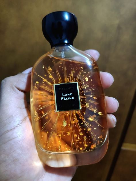 Alien Perfume, Movado Watches, Best Scents, Watches Cartier, Perfume Collection Fragrance, Watches Rolex, Beauty Finds, Perfume Scents, Perfume Lover