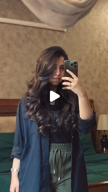 Aaisha on Instagram: "So many girls asked for the hair tutorial. Here’s a detailed one 🙌🏻

Is it helpful? 🥹

[hair, hair tutorial, volume, hair style, bouncy curls]
#hair #hairtutorial #haireducation #hairideas #hairtransformation #hairfashion #hairgoals #hairlove #hairvideos #longhair #wavyhair #hairstyle #bouncycurls #voluminoushair" Bouncy Curls Medium Hair, Curl Tutorial, Curls Hair, Girls Ask, Voluminous Hair, Bouncy Curls, Volume Hair, Medium Hair, Hair Transformation