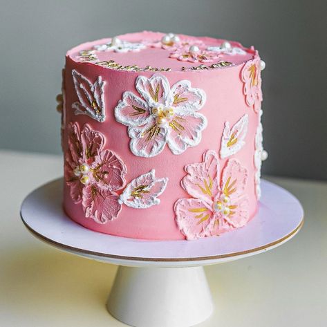 Floral Birthday Cakes, Flores Aesthetic, Fiesta Cake, Simple Cake Designs, Mini Cakes Birthday, Creative Cake Decorating, Birthday Cakes For Women, Beautiful Birthday Cakes, Cakes For Women