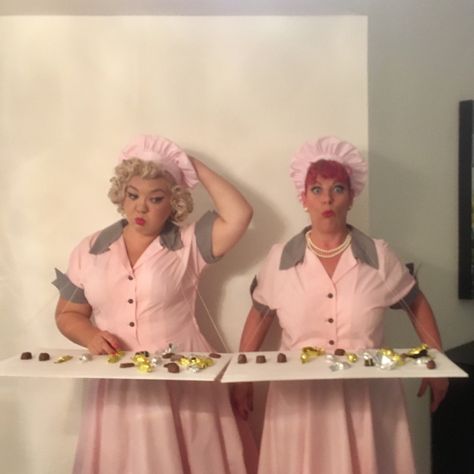 Lucy and Ethel Chocolate Factory Lucy And Ethel Costumes, I Love Lucy Costumes, I Love Lucy Costume, Lucy And Ethel, Lucy Costume, Diy Chocolate, Costumes Diy, Love Lucy, Fall Halloween Decor