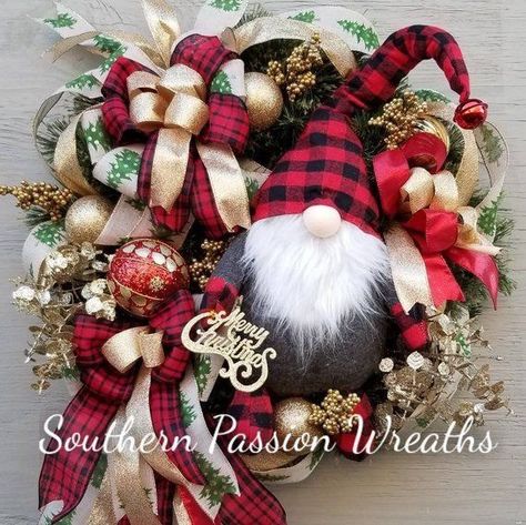 Gnome Wreaths, Buffalo Plaid Wreath, Christmas Wreath Decor, Plaid Wreath, Gnome Wreath, Winter Door Decorations, Christmas Rustic, Winter Wreaths, Deco Mesh Christmas Wreaths