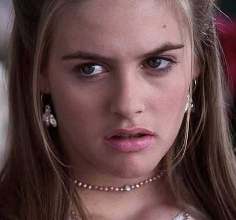 1990s Lip Looks You Need to Try: Cher Horowitz, Clueless Clueless Makeup, Alicia Silverstone 90s, Clueless Quotes, Ugh As If, Clueless Aesthetic, Clueless Movie, Photowall Ideas, Clueless 1995, Stile Blair Waldorf