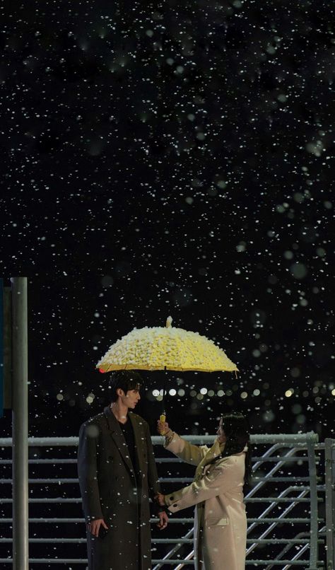 Black Kdrama Wallpaper, Easy Hair Drawings, Runner Wallpaper, Kdrama Couple, Kim Hye Yoon, Strong Woman Do Bong Soon, Byeon Woo Seok, Eternal Monarch, Lovely Runner