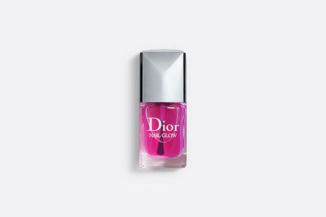 Nail Glow - Best Seller Natural Look Polish Enamel | DIOR Dior Nail Glow, Nail Glow, Nail Whitening, Dior Nails, Skincare Gifts, Christian Dior Perfume, Dior Fragrance, Nail Effects, Dior Perfume