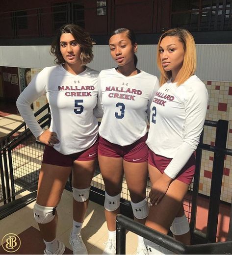 Black Volleyball Players, Black Volleyball, Female Volleyball Players, Volleyball Shorts, Volleyball Pictures, Athletic Girls, Women Volleyball, Basketball Girls, Volleyball Team