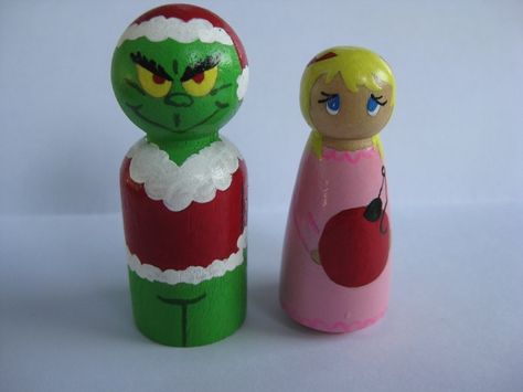 Clothespin Art, Dolly Pegs, Grinch Christmas Party, Wooden Figures, Wood Peg Dolls, Bendy Doll, Peg People, Clothespin Dolls, Pin Doll