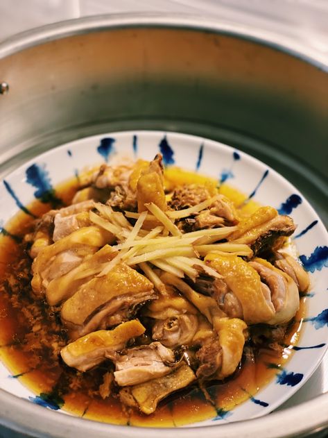 Steamed Chicken Drumsticks, Steamed Chicken Recipes, Chinese Steamed Chicken, Asian Feast, Steamed Chicken Breast, Steam Chicken Recipe, Steam Chicken, Asian Pork Recipes, Steamed Food