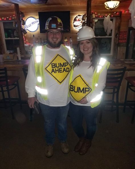 Bump Ahead Construction Couples Pregnant Halloween Costume Cute Pregnancy Halloween Costumes Couples, Holloween Costume Ideas For Pregnant Women, Halloween Pregnant Couple Costumes, Couple Halloween Costumes While Pregnant, Bump Ahead Halloween Costume, Simple Pregnant Halloween Costumes, Couples Pregnant Halloween Costume Ideas, Couple Pregnant Halloween Costumes, Halloween Costumes For Pregnant Couples