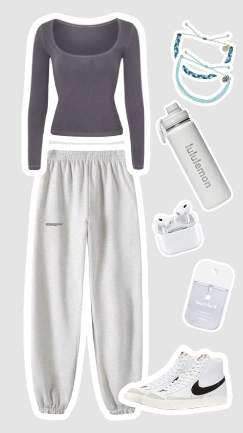 #sports #beauty #outfitinspo #cute #school #schooloutfit #lululemon #puravida #sweatpants #blue #grey #comfy Jogger School Outfits, Sport Outfits For School Winter, Lululemon Outfit Sweatpants, Lululemon With Sweatpants, What To Wear With Gray Sweatpants To School, Cute Everyday Outfits Sweatpants, Outfit Ideas With White Sweatpants, Casual Fall Outfits Sweatpants, Comfy School Outfits Aesthetic