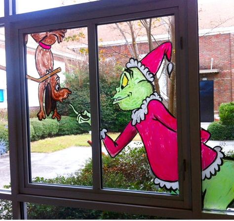 Window Painting 101: How to Paint Festive Windows at School or Home How To Window Paint For Holidays, How To Paint Windows Art, Snow Window Art, Winter Window Painting, Hand Painted Windows, Window Paint, Christmas Contests, Painting 101, Christmas Windows