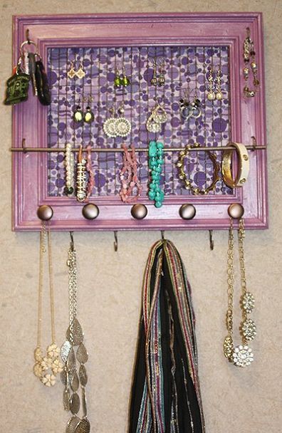 http blog woodcraft com 2016 04 picture frame jewelry organizer , crafts, organizing, repurposing upcycling Frame Jewelry Organizer, Foam Rollers Hair, Used Legos, Chicken Wire Frame, Vintage Oil Cans, Mother Daughter Projects, Old Picture Frames, Jewelry Rack, Jewelry Hanger