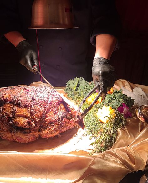 Horseradish Cream Sauce, 20 Anniversary, Tender Roast Beef, Carving Station, Horseradish Cream, Catering Ideas, Food Displays, Tent Wedding, Chef Life