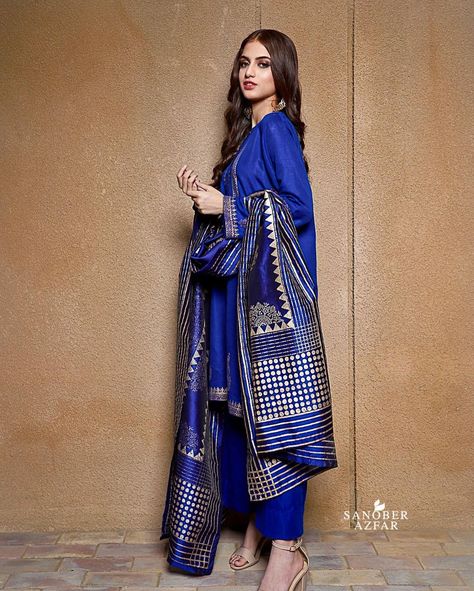 Sanober Azfar on Instagram: “READY TO WEAR (Silk collection) Prices: 6,500 Royal blue 3 Piece stitched suit Fabric: Blended silk Embellishments: Block printing Shop…” Royal Blue Anarkali Suits, Royal Blue Combination Color, Blue Anarkali Suits, Blue Combination Color, Royal Blue Combination, Royal Blue Anarkali, Outfit Ideas Indian, Blue 3 Piece Suit, Plain Suit