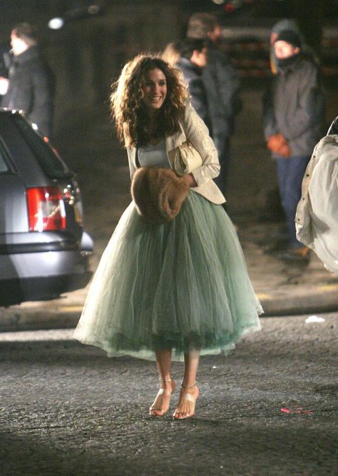 d72fbbccd9fe64c3a14f85d225a046f4desc44370906ri Green Tulle Skirt, Mint Green Skirts, Carrie Bradshaw Outfits, Tulle Blouse, Bridal Skirts, Fairy Skirt, Green Tulle, Tulle Tutu Skirt, Fashion Moments