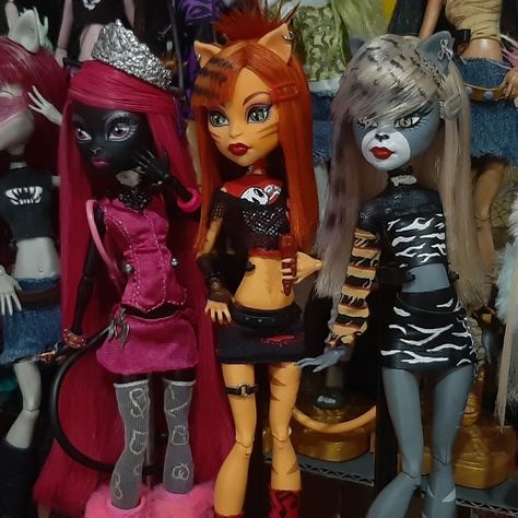 Toralei Restyle, Purrsephone Monster High, Old Monster High Dolls, Monster High Doll Custom, Monster High Purrsephone, Toralei Monster High, Monster High Restyle, Doll Restyle, Toralei Stripe