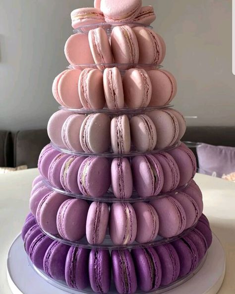 Pink And Purple Macaroons, Purple Macarons Aesthetic, Purple And Pink Quinceanera Ideas, Lavender Deserts, Pink And Purple Sweet 16, Lilac Desserts, Ombre Macaron Tower, Birthday Party Ideas Purple, Sweet 16 Party Ideas Purple