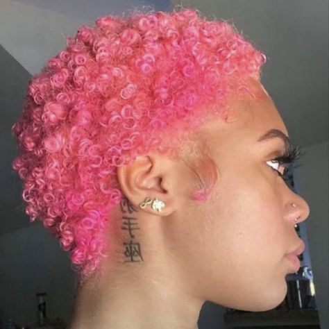 Faux Locs Marley Hair, Pink Short Hair, Short Dyed Hair, Short Natural Curly Hair, Natural Hair Short Cuts, Short Locs Hairstyles, Short Hair Black, Really Short Hair, Dyed Hair Inspiration