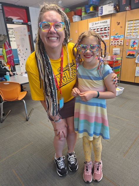 Wow! Being a teacher can be hard and draining. Today was dress like your teacher day. My heart is so full! Three students dressed like me! Im posting pictures of two that gave parent permission! (I'm dressed for Special Olympics) They did hair! Glasses! Even paper nails! Today made filled my bucket!!! Paper Nails, Teacher Day, Being A Teacher, Nails Today, Special Olympics, My Heart, Like You, Parenting, Nails