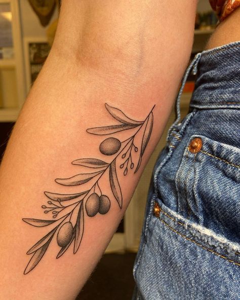 Anastasia Marie Gnau (@anastasiaxart) posted on Instagram: “Olive branch for Brianna” • May 3, 2021 at 2:25am UTC Olive Tree Tattoos, Arm Wrap Tattoo, Olive Tattoo, Tree Tattoo Forearm, Olive Branch Tattoo, Wrap Tattoo, Branch Tattoo, Vine Tattoos, Old School Tattoo Designs