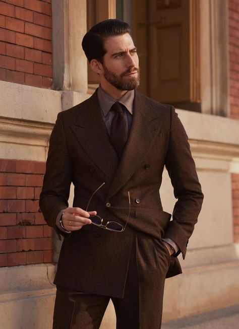 Suits Types For Men, Hunting Suit Men, Wedding Suit Brown, Brown Suit Men, Brown Suits For Men, Fancy Suits, Brown Tweed Suit, Money Clothing, English Gentleman