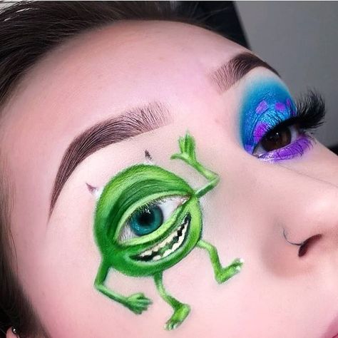 Mike Wazowski 👁 By @chloefitzmua 💚 Follow & Tag @muaxdiscover #muaxdiscover to be featured 💖 Follow @Mermaidscalesusa for magical MERMAID… Mike Wazowski Makeup, Movie Makeup, Magical Mermaid, Mike Wazowski, Eye Makeup Pictures, Beauty School, Fantasy Makeup, Makeup Pictures, Body Painting