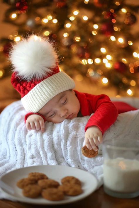 Christmas Baby Photoshoot Ideas, Christmas Baby Photoshoot, Baby Christmas Photoshoot, Natal Baby, Newborn Christmas Pictures, Baby Christmas Photography, Newborn Christmas Photos, Baby Photoshoot Ideas, Christmas Baby Pictures