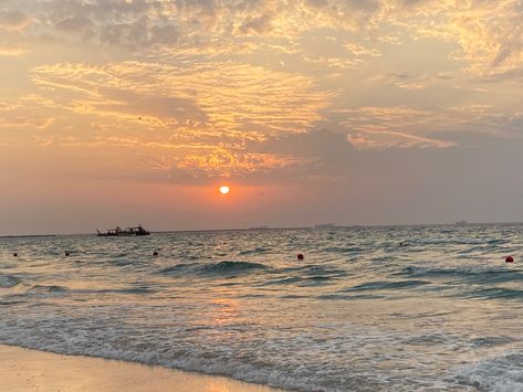 Summer Aesthetic Widget, Aesthetic Widget Medium, Sea Widget, Widget Medium, Aesthetic Widget, Blue Hydrangeas, Cotton Candy Sky, Sky Full Of Stars, I Love The Beach