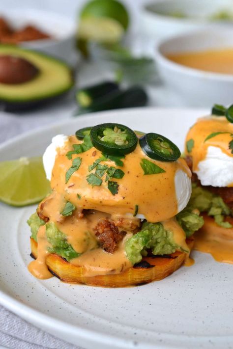 Mexican Eggs Benedict | Every Last Bite Mexican Eggs, Egg Benedict, Sweet Potato Slices, Breakfast Meals, Whole 30 Breakfast, Paleo Whole 30, Bed Time, Weekly Menu, Breakfast Brunch Recipes