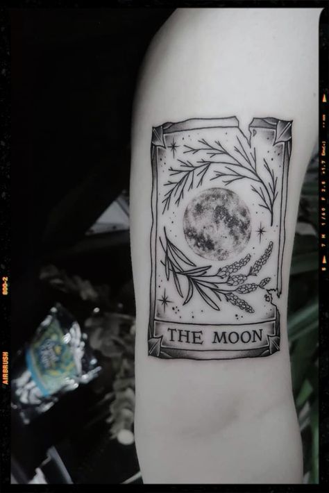 Tarot Card Tattoo Inspiration - The Moon Terror Card Tattoo, Moon Tarot Tattoo Designs, Horror Movie Tarot Card Tattoo, The Star Tarot Tattoo Design, Tarot Card Moon Tattoo, Tarrot Kaarten Tattoo, Harry Potter Tarot Card Tattoo, Terrot Card Tattoos, Tarot Card Tattoo The Moon