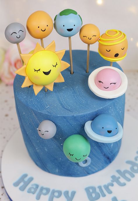 Cute Solar System Cake - Cakey Goodness Space Birthday Ideas, Solar System Cake, Planet Birthday, Planet Cake, 4th Birthday Cakes, 5th Birthday Party Ideas, Mermaid Party Decorations, Outer Space Birthday, Space Birthday Party