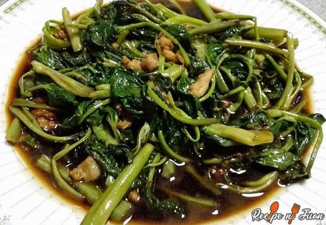 Kangkong Recipe, Adobong Kangkong, Bagoong Alamang, Filipino Pork Recipes, Pinoy Dishes, Easy Vietnamese Recipes, Asian Soups, Pork Bites, Street Food Design