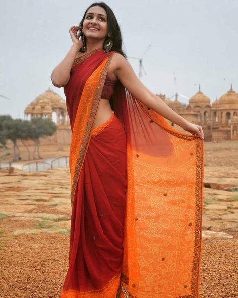 Teri Ore, Girl In Saree, Back Photography, Saree Women, Blouse Back, Backless Blouse, Stylish Sarees, India Beauty, Saree