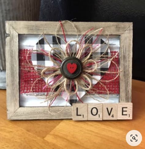 Upcycled Frames Ideas, Cardboard Hearts, Valentines Dance, Scrabble Letter Crafts, Primitive Valentine Decor, Valentine Craft Decorations, Valentine Wood Crafts, Scrabble Tile Crafts, Vintage Valentine Crafts