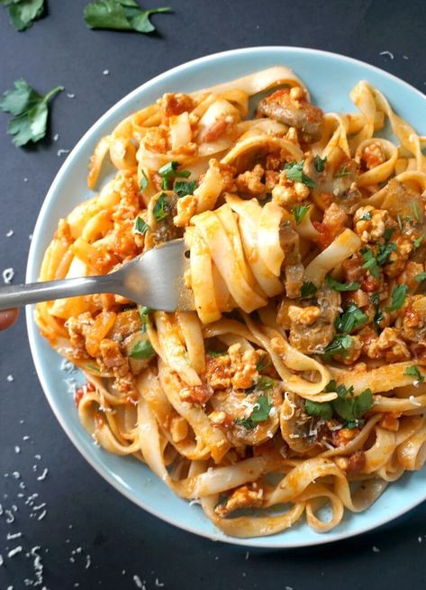 Easy Tagliatelle Recipe, Chicken Tagliatelle Recipes, Tagliatelle Recipes, Panchetta Recipes, Chicken Tagliatelle, Mushroom Tagliatelle, Tagliatelle Recipe, Pancetta Recipes, Slow Cooked Pulled Pork