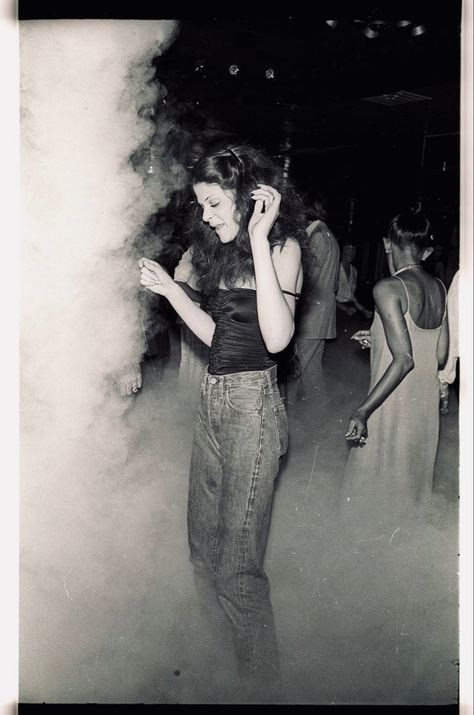 Gilda Radner, City Club, Susan Sarandon, Studio 54, Sketch Comedy, The New Wave, Club Life, Snl, Rare Photos