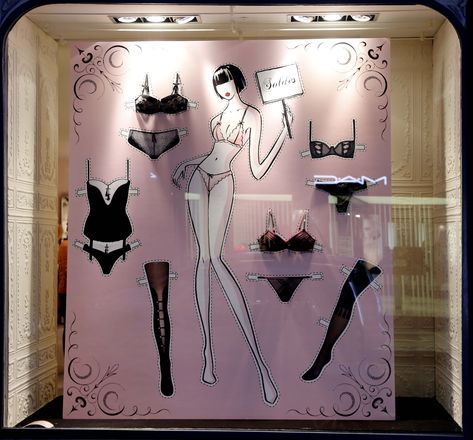 Facade Retail, Facade Window, Lingerie Store Design, Store Facade, Ideas For Clothes, Cheap Boutique Clothing, Shop Facade, Store Window Display, Store Design Boutique