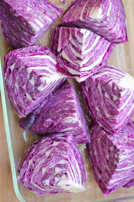 roasted red cabbage Recipes Using Red Cabbage, Michoacan Food, Ranch Dressing Recipes, Roasted Red Cabbage, Awesome Salads, Cabbage Wedges, Red Cabbage Recipes, Fresh Recipe, German Foods