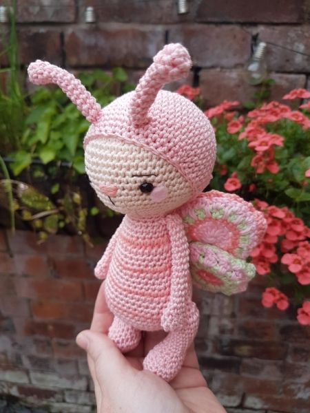 Butterfly Amigurumi Free Pattern, Butterfly Amigurumi, Crochet Critters, Crochet Dolls Free Patterns, Crochet Amigurumi Free, Fabric Toys, Doll Tutorial, Crochet Doll Pattern, Crochet Toys Patterns