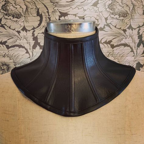 912 Likes, 9 Comments - Geraldine Geoghan (@valkyriecorsets) on Instagram: “Just finished this polished looking neck corset from the @araneablackcorsets pattern. I normally…” Corset Etsy, Posture Collar, Prong Collar, Corset Sewing Pattern, Neck Corset, Bridal Corset, Clothing Shops, Waist Training Corset, Neck Choker