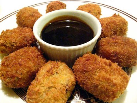 Korokke Recipe Japanese Style, Kroketten Recipe, Korokke Recipe, Beef Croquettes Recipe, Beef Croquettes, Alternative Food, Chicken Croquettes, Croquettes Recipe, Healthy Food Alternatives