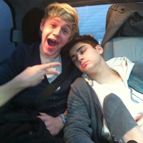 Ziall Horlik, Niall And Zayn, Four One Direction, One Direction Dr, Gambar One Direction, One Direction Facts, One Direction Images, Direction Quotes, One Direction Wallpaper