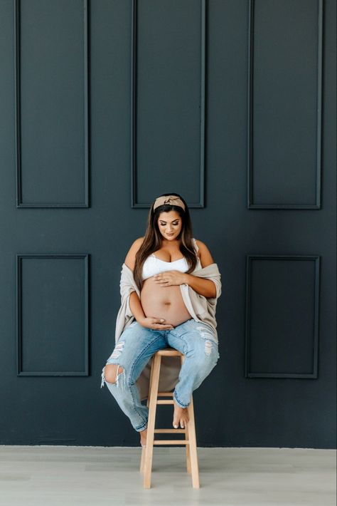 Maternity Photography Poses Jeans, Studio Maternity Shoot Jeans, Jeans Maternity Shoot Family, Maternity Shoot In Jeans, Open Jeans Maternity Shoot, Blue Jeans Maternity Shoot, Maternity Shoot With Jeans, Jeans Maternity Outfit, Jean Maternity Shoot